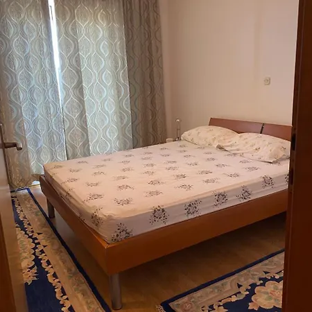Alen G-b Apartment *